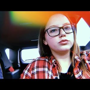 Meet your Posher, Carli